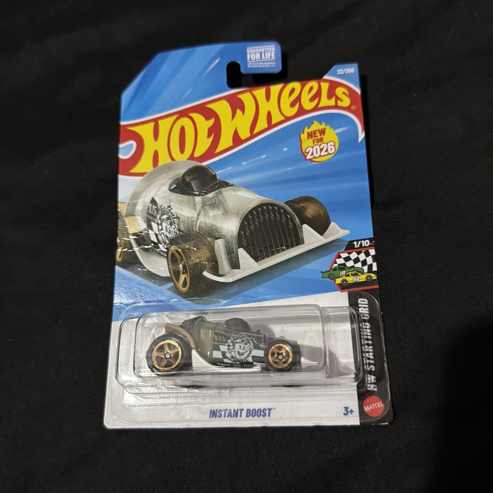 Hot Wheels Instant Boost 2024 HW Starting Grid 1/10 Silver Diecast Car 22/250
